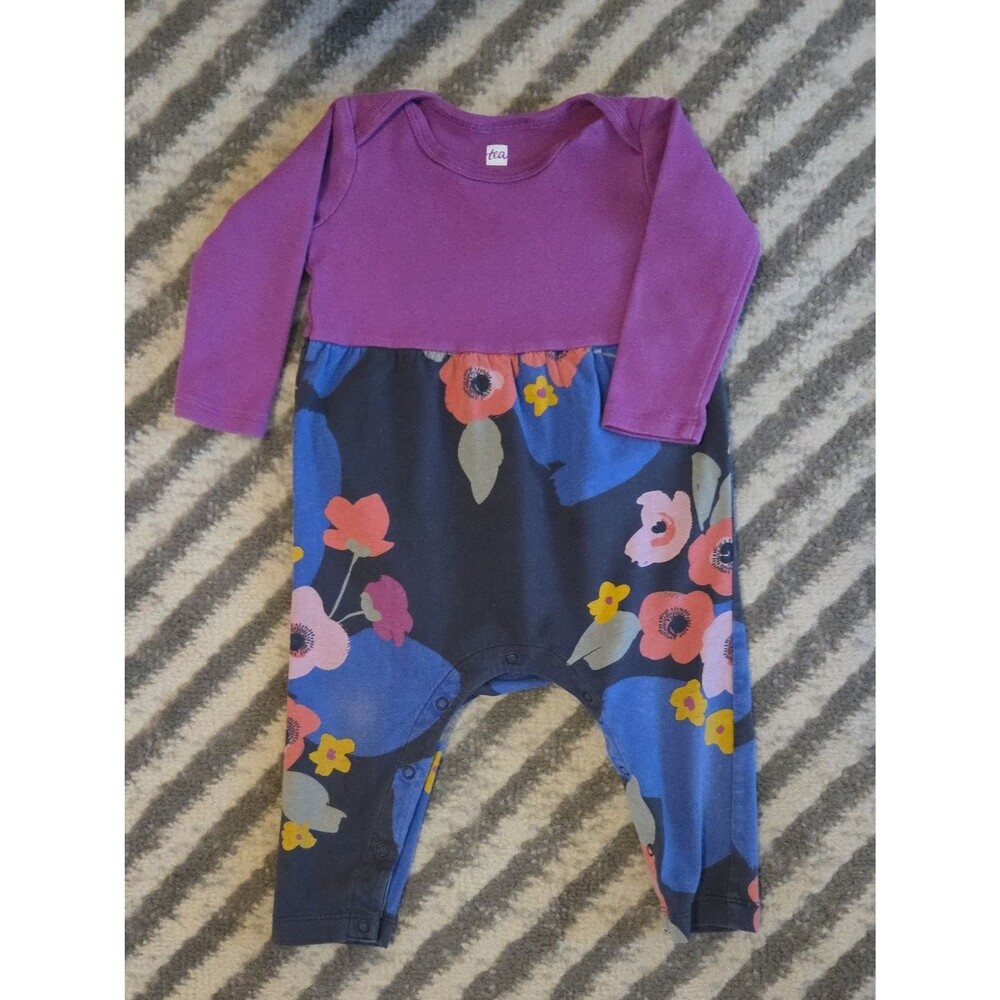 Tea Collection Baby Onesie Size 6-9 months